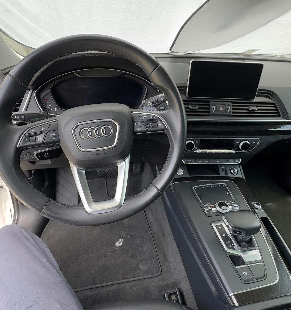 Mobile car detailing service packages